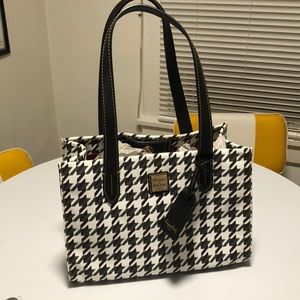 Dooney & Burke houndstooth tote